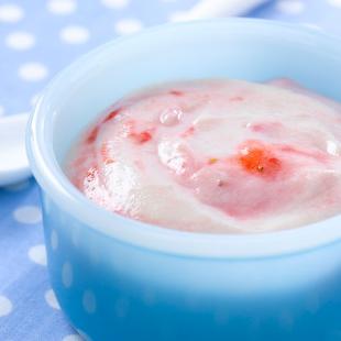 CERELAC® Rice with Milk and Strawberry Purée